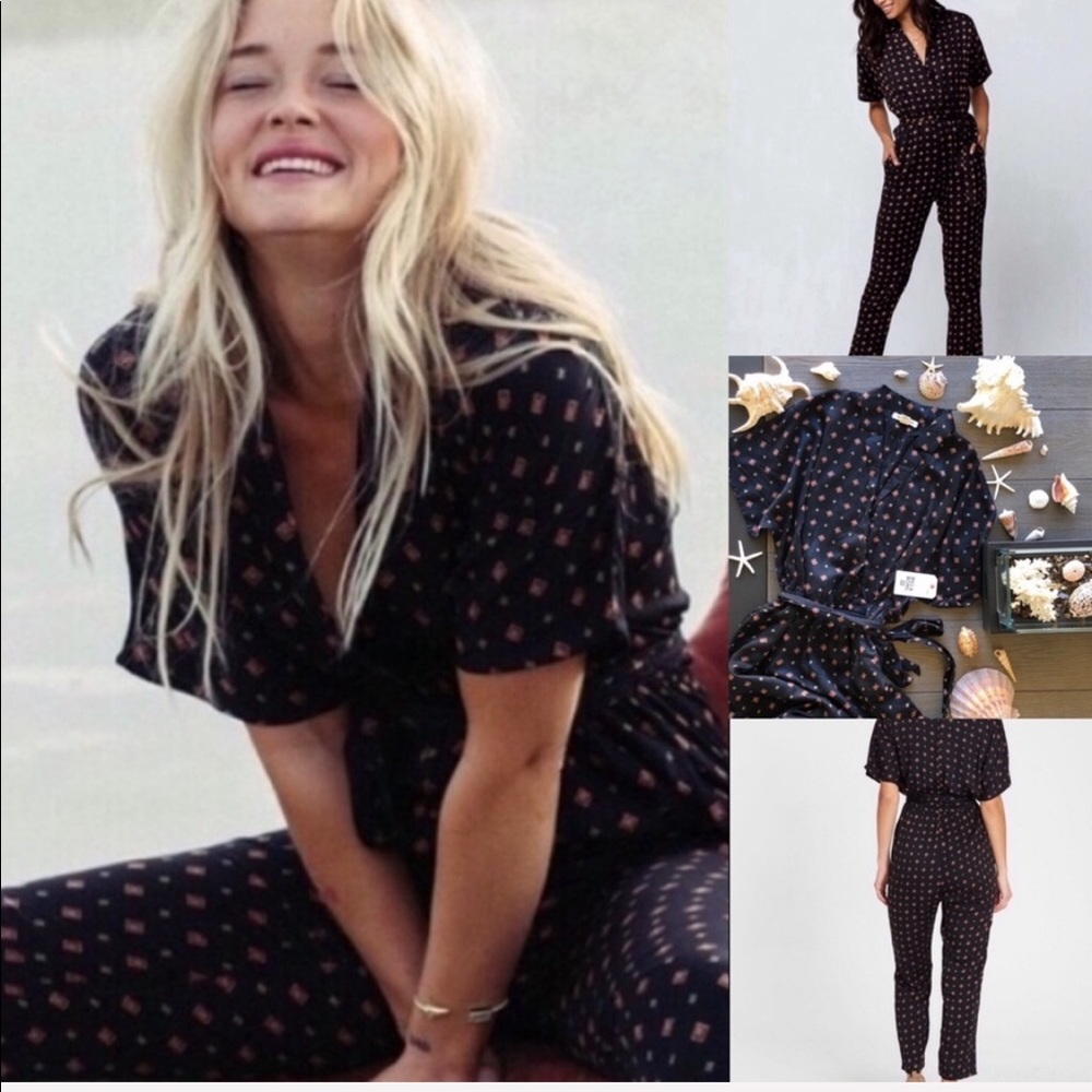 🌴🌼BILLABONG- BED STORY JUMPSUIT 🌼🌴 - Picture 3 of 8
